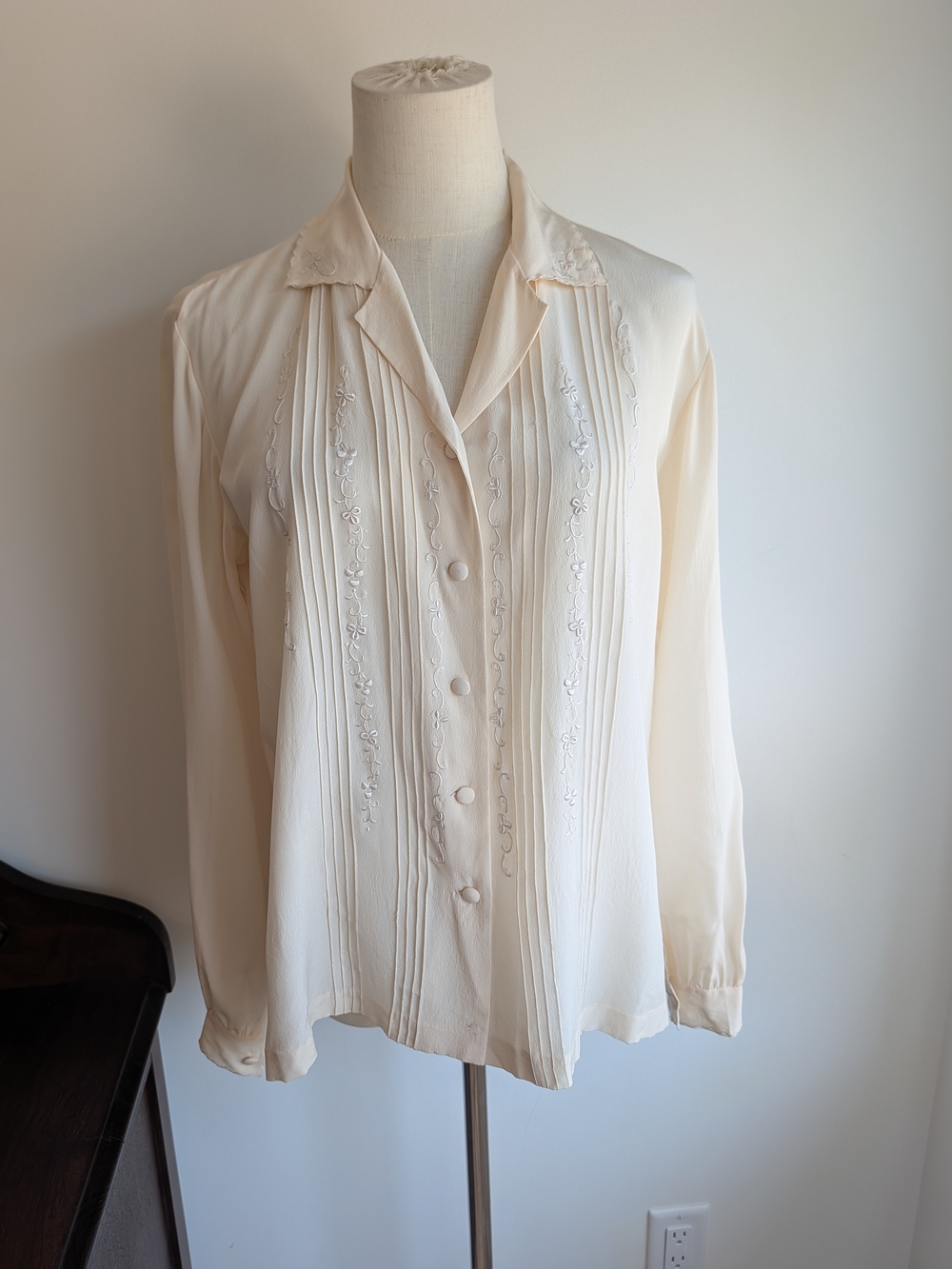 Vintage Silk Cream Embroidered Button-Front Blouse
